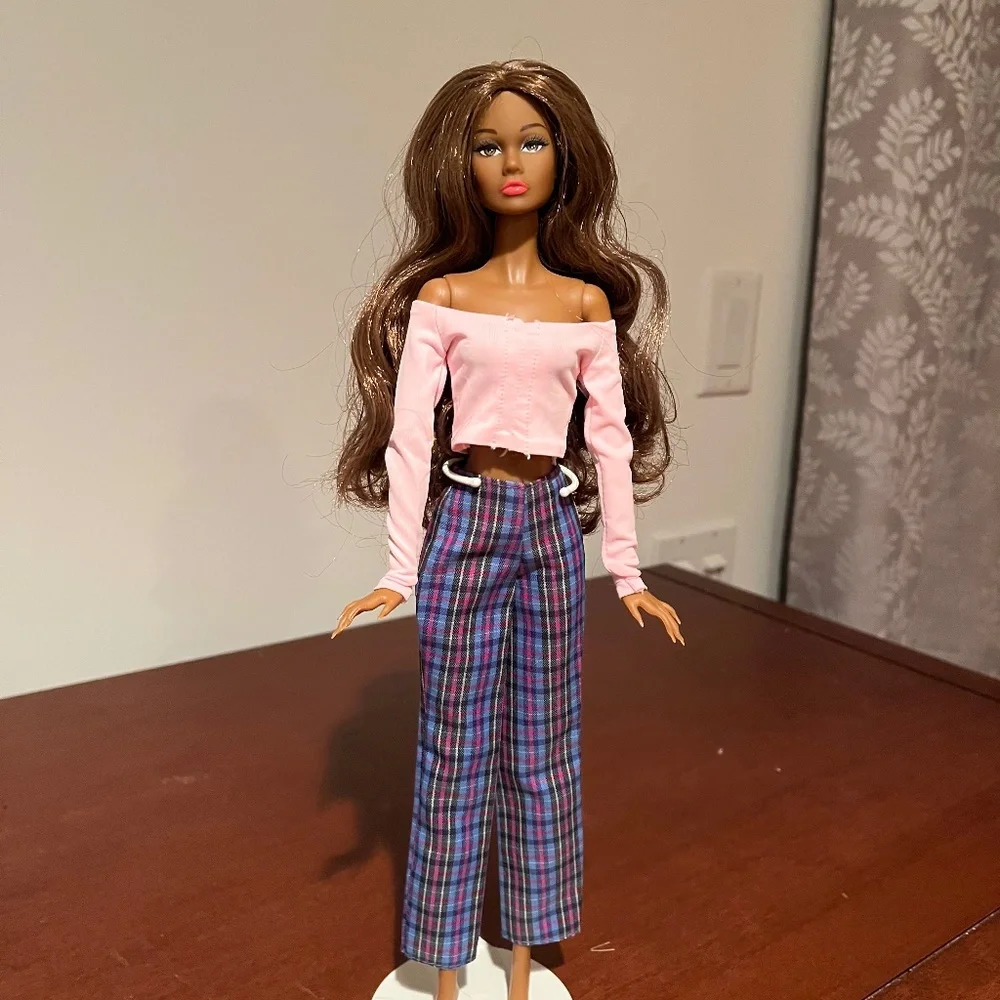 Fashion Model Doll - Picture 8 of 15